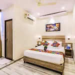 Glitz Hotels New United - Powai Lake
