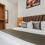 Fabhotel Airport Palace - Nr International Airport Mumbai