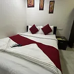 Sunflower Hotel 3*