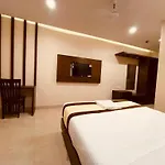 Hotel Vertigo Near Bkc