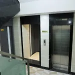 Apex Stay Rooms & Dormitory