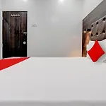 Hotel O Nithyanand 3*