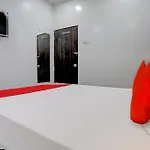 O Nithyanand Hotel