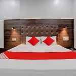 O Nithyanand Hotel 3*