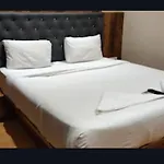 Glitz Hotels New Pacific - Nr International Airport Mumbai