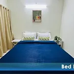 1Br Service Aprt In Malad