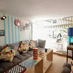 Locomo Mini - 9 Mins From Airport * Mumbai