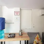 Hostel Locomo Mini - 9 Mins From Airport *
