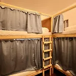 Locomo Mini - 9 Mins From Airport Hostel *