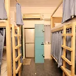 Locomo Mini - 9 Mins From Airport Mumbai