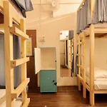 Hostel Locomo Mini - 9 Mins From Airport