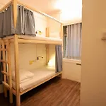 Hostel Locomo Mini - 9 Mins From Airport Mumbai