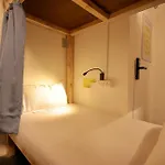 Locomo Mini - 9 Mins From Airport Hostel Mumbai
