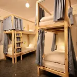 Hostel Locomo Mini - 9 Mins From Airport *