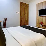 Hotel O Blue Near R Mall 3*