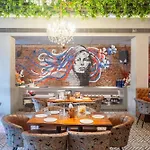 Treebo Hiramani Parel Lalbaug