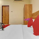 Hotel O The Mumbai Inn Near Chhatrapati Shivaji International Airport