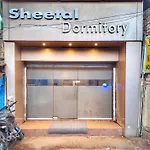 Sheetal Capsule hotel