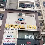 Fabhotel Regal Inn