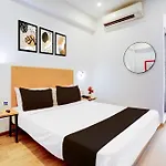 Super Townhouse Khar The Habitat