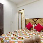 Apartment 2bhk Flat -5min From Goregaon Nesco