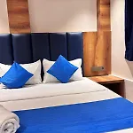 Hotel Lavish Park