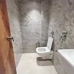 Lavish Park Hotel 2*