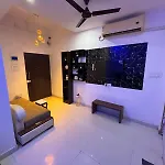 Apartment Ivy Splendour Blu Private Studio, Oshiwara, *