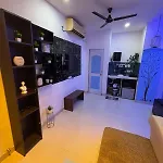 Ivy Splendour Blu Private Studio, Oshiwara, Apartment