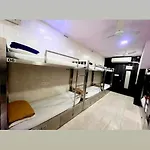 Hotels Serenity Ac Dormitory