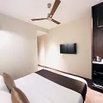 White Pearl - Colaba Hotel