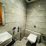 Hotel Liwa - Nr Nesco & International Airport 3*