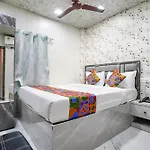 Fabhotel Hans Residency