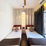 Hotel White Pearl - Colaba Mumbai