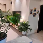 Casa Aloha - Stylish Luxe 2bed 3bath Luxury Apartment Mumbai