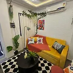 The Palihideaway- Hidden Gem In Pali Mala,Bandra