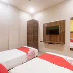 Hotel Blue Executive Near Chhatrapati Shivaji International Airport