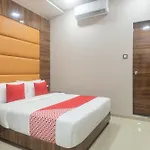 Hotel Blue Executive Near Chhatrapati Shivaji International Airport 3*