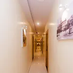 Hotel Sun City Near Saifee Hospital And Hn Reliance Hospital