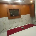 Hotel Samrat Palace 2 3*