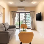 Treat Homes Service Apartment In Bkc Sindhuratna 701