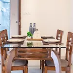 Treat Homes Service In Bkc Sindhuratna 701 * Mumbai