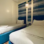 Palm Breeze Hotel - Colaba
