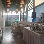 Shine Hospitality Boutique Hotel 3*