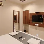 Hotel Amber Palace 3*