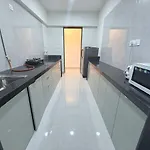 Coastal Chic - 10min From Airport Mumbai