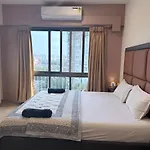 Apartment Coastal Chic - 10min From Airport
