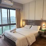Apartment Coastal Chic - 10min From Airport Mumbai