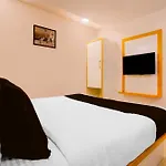 Hotel O Andheri West Near Kokilaben Hospital