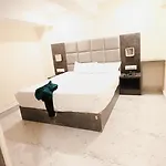Hotel Richie Residency